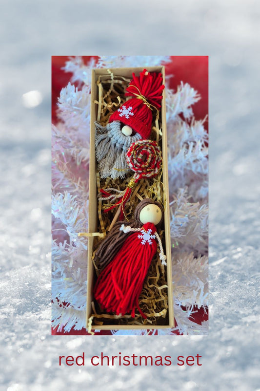 009 - red christmas set