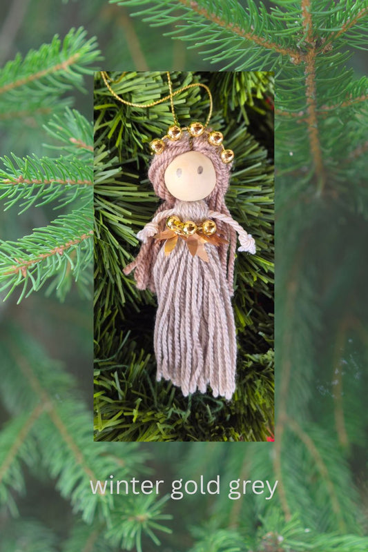 025 - winter gold grey