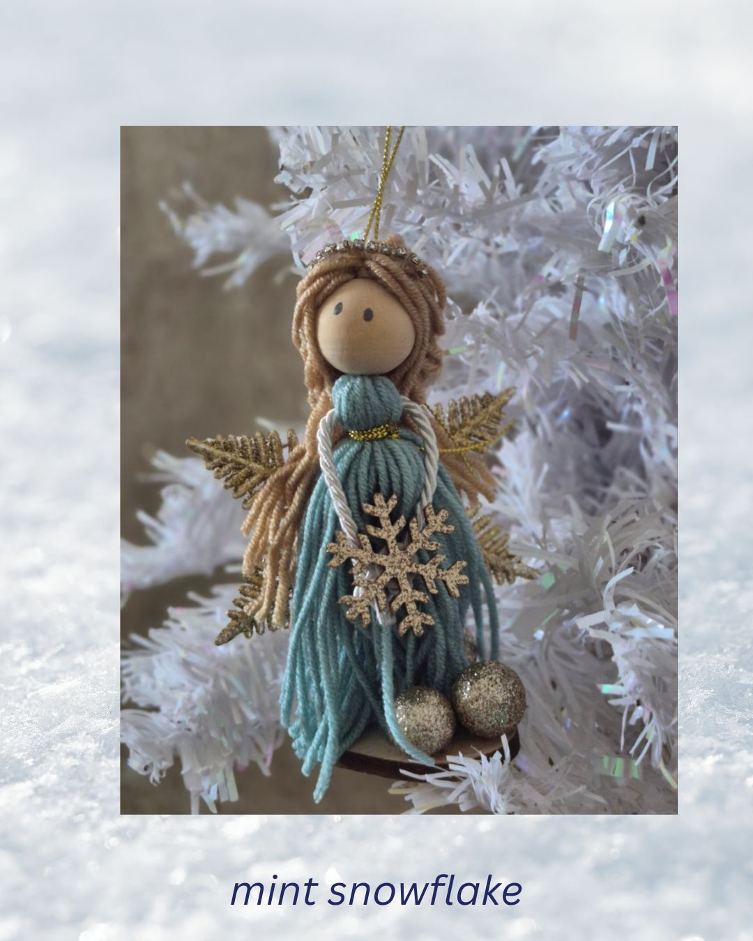 028- mint snowflake