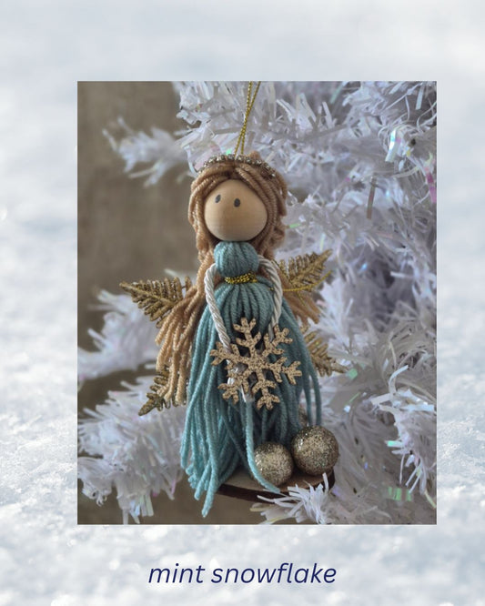 028- mint snowflake